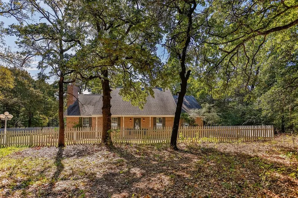864 County Road 2114