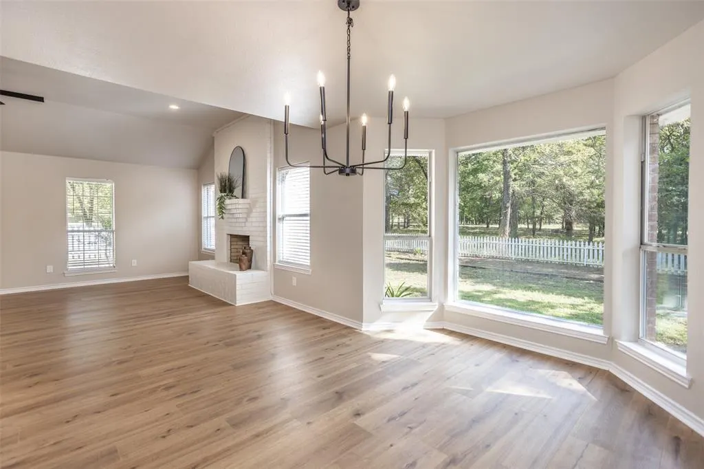 864 County Road 2114