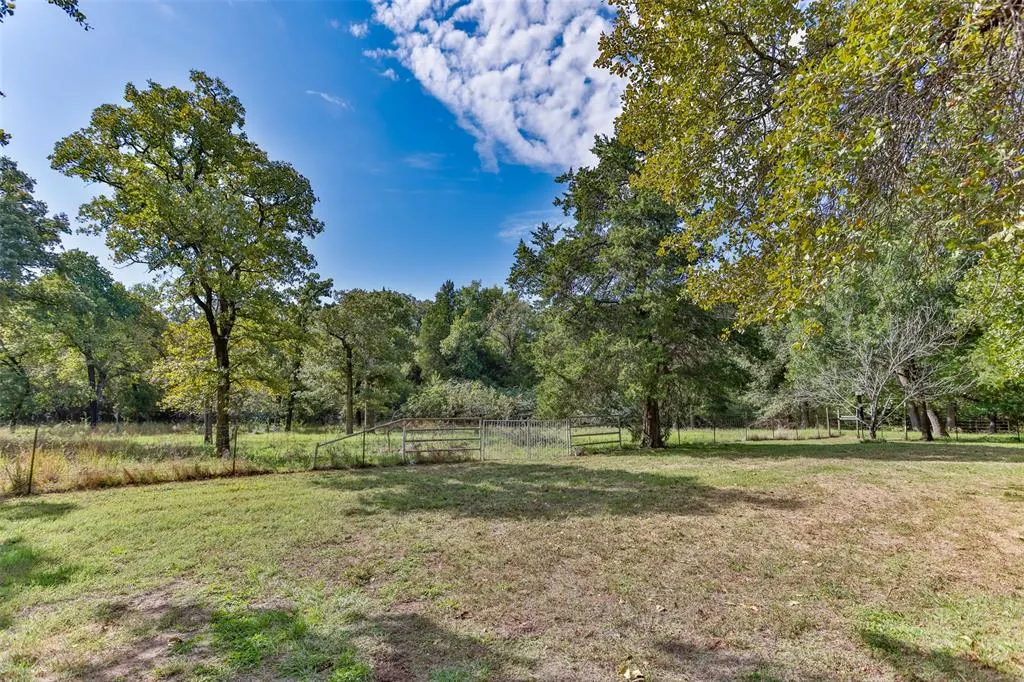 864 County Road 2114