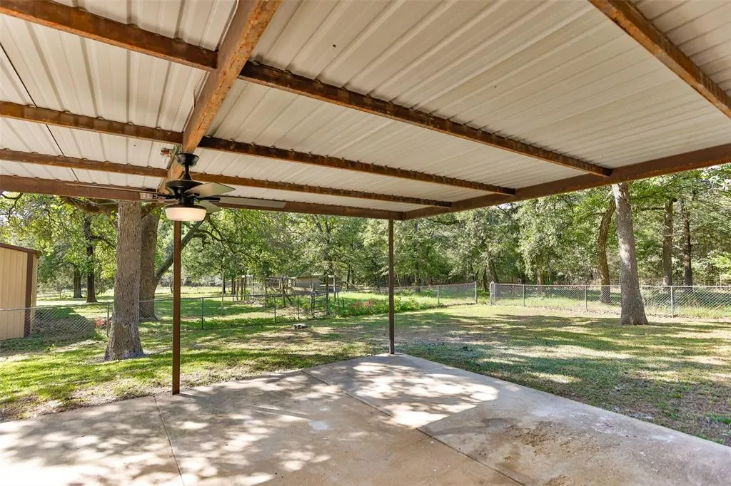 864 County Road 2114