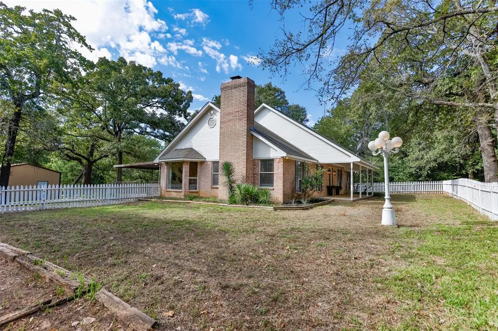 864 County Road 2114