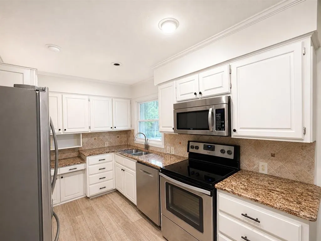 3210 Cortez Court W