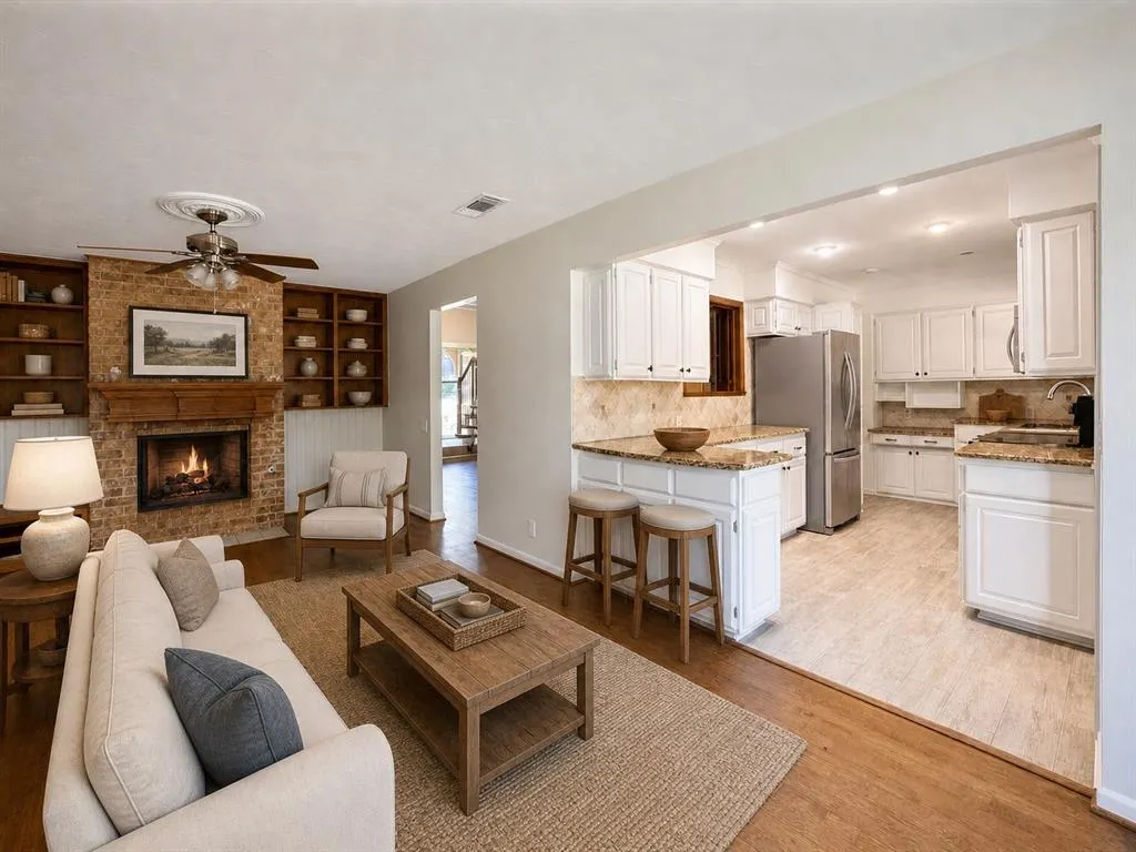 3210 Cortez Court W
