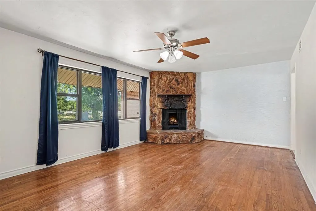 2409 Materhorn Drive