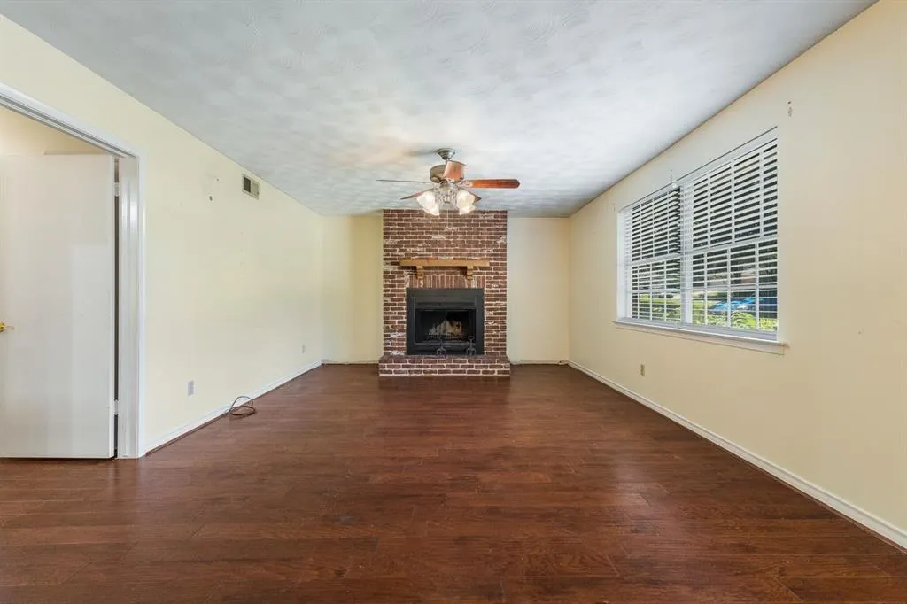 2334 Rockyglen Drive