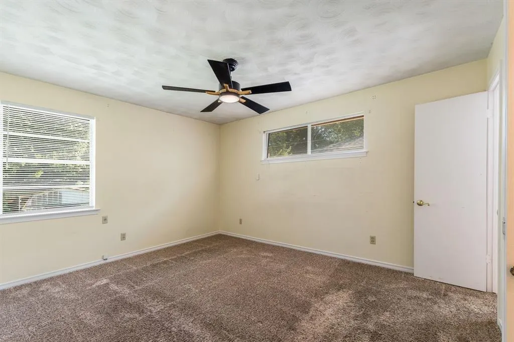 2334 Rockyglen Drive