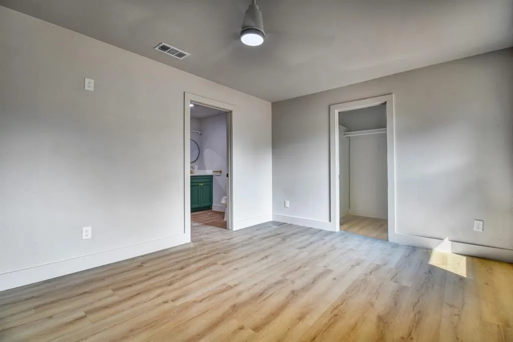 8085 Dove Cove