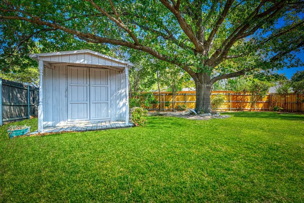 8085 Dove Cove