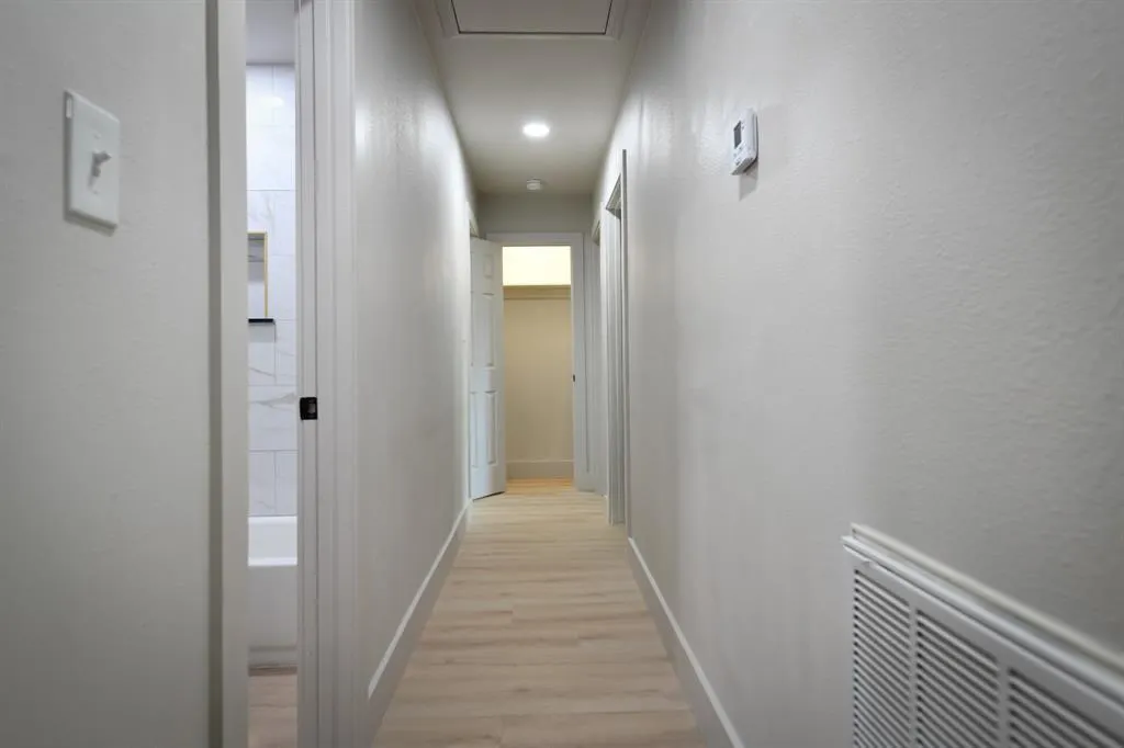 8085 Dove Cove