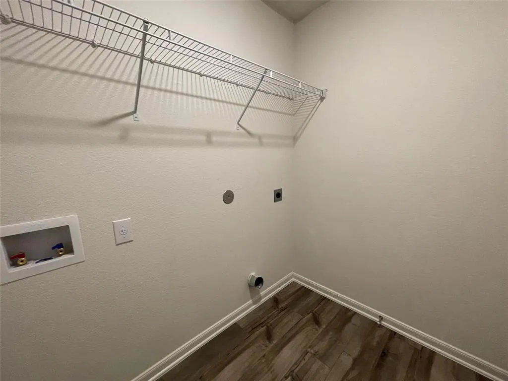 2103 Hialeah Drive