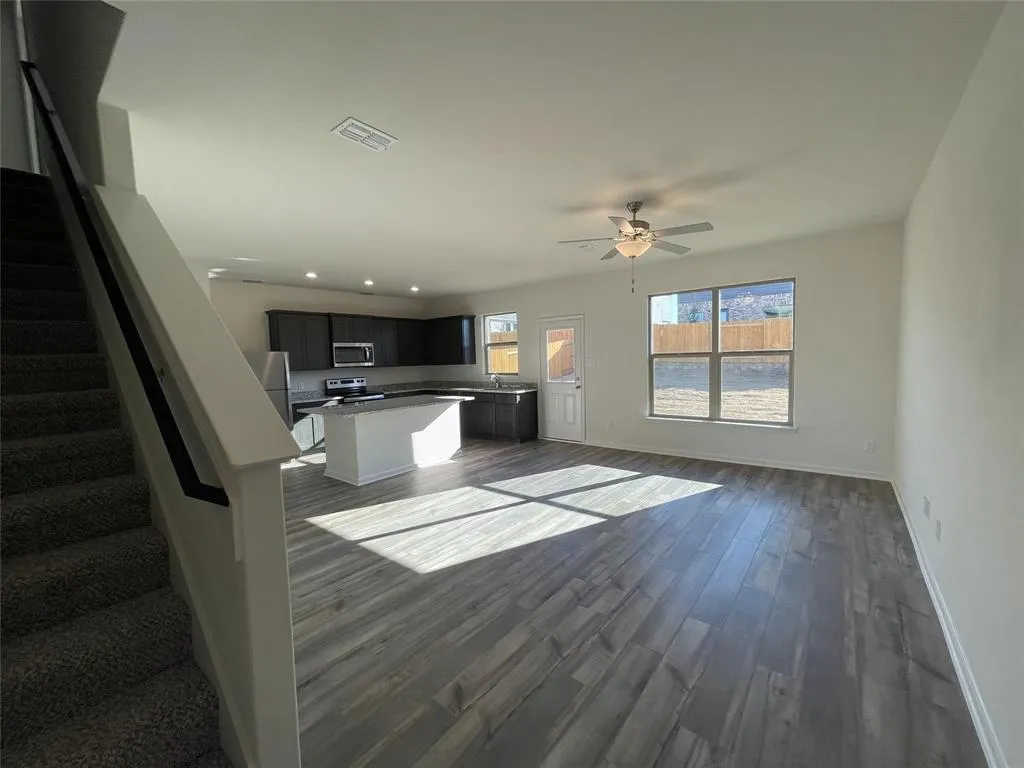 2103 Hialeah Drive