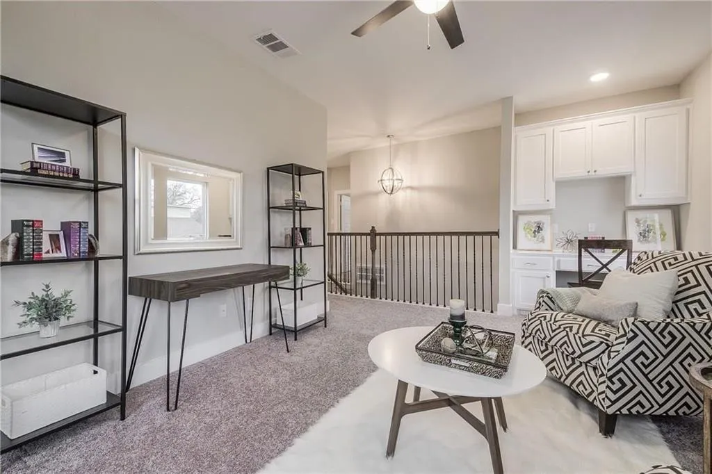 2129 Lovedale Avenue #104