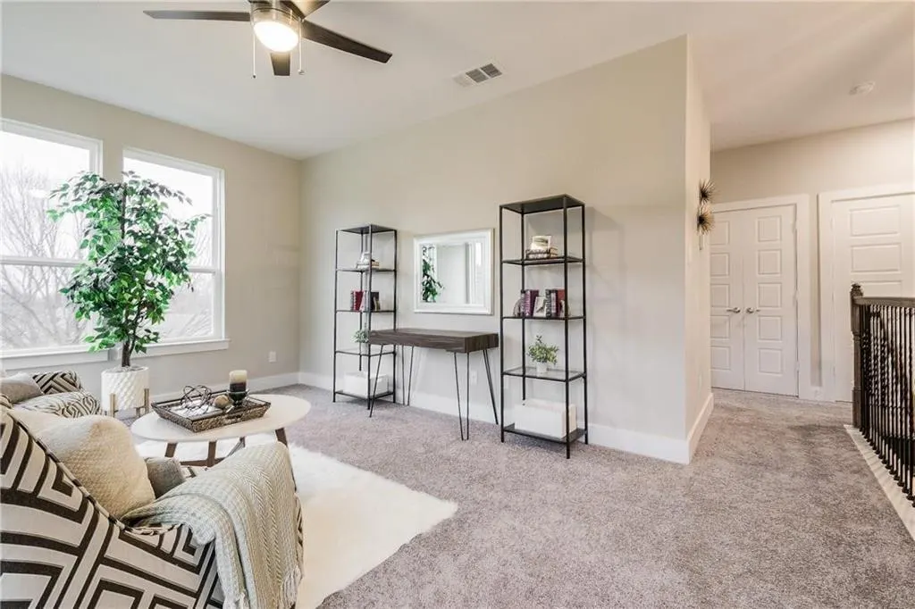 2129 Lovedale Avenue #104