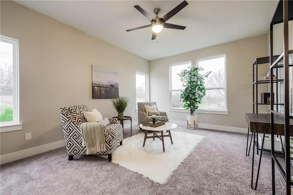 2129 Lovedale Avenue #104