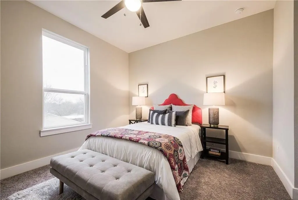 2129 Lovedale Avenue #104