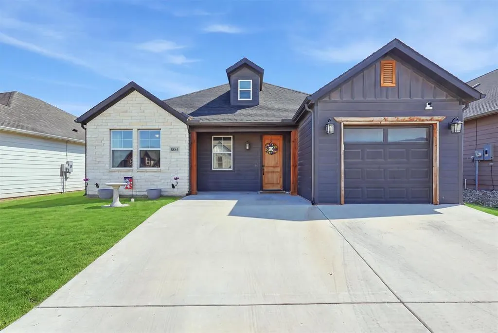 5625 Barkridge Drive