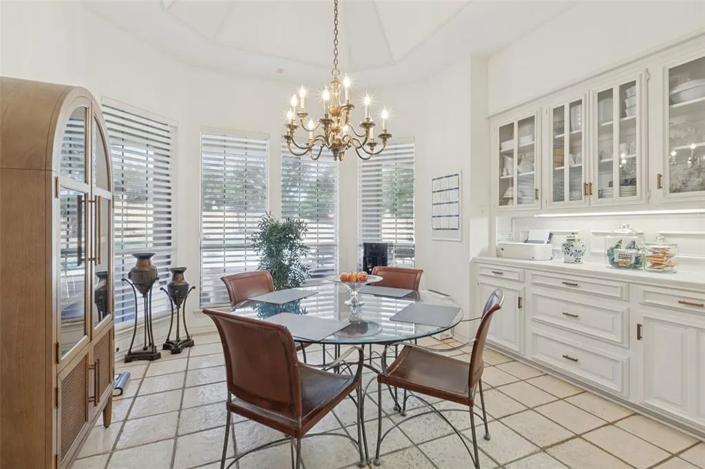 6215 Raintree Court