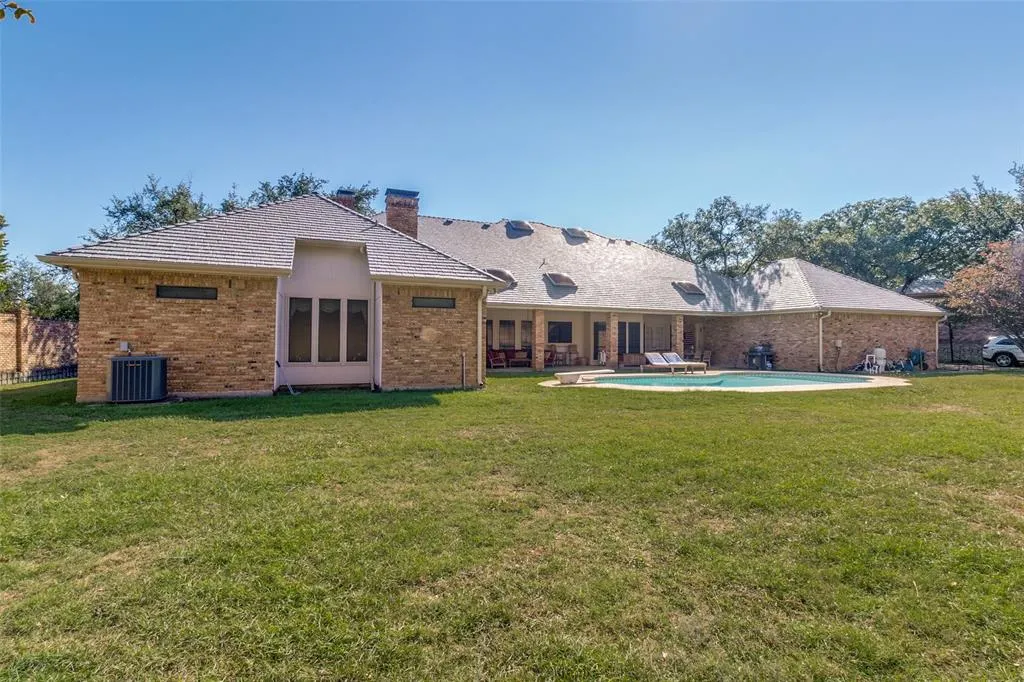 6215 Raintree Court