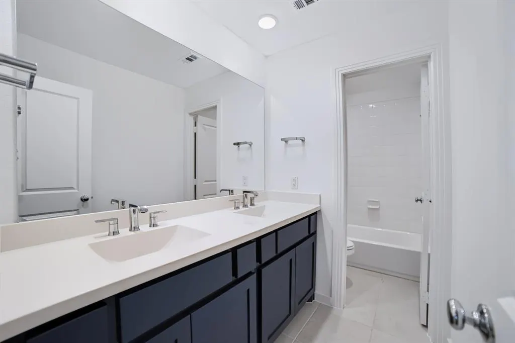 2836 Epping Way
