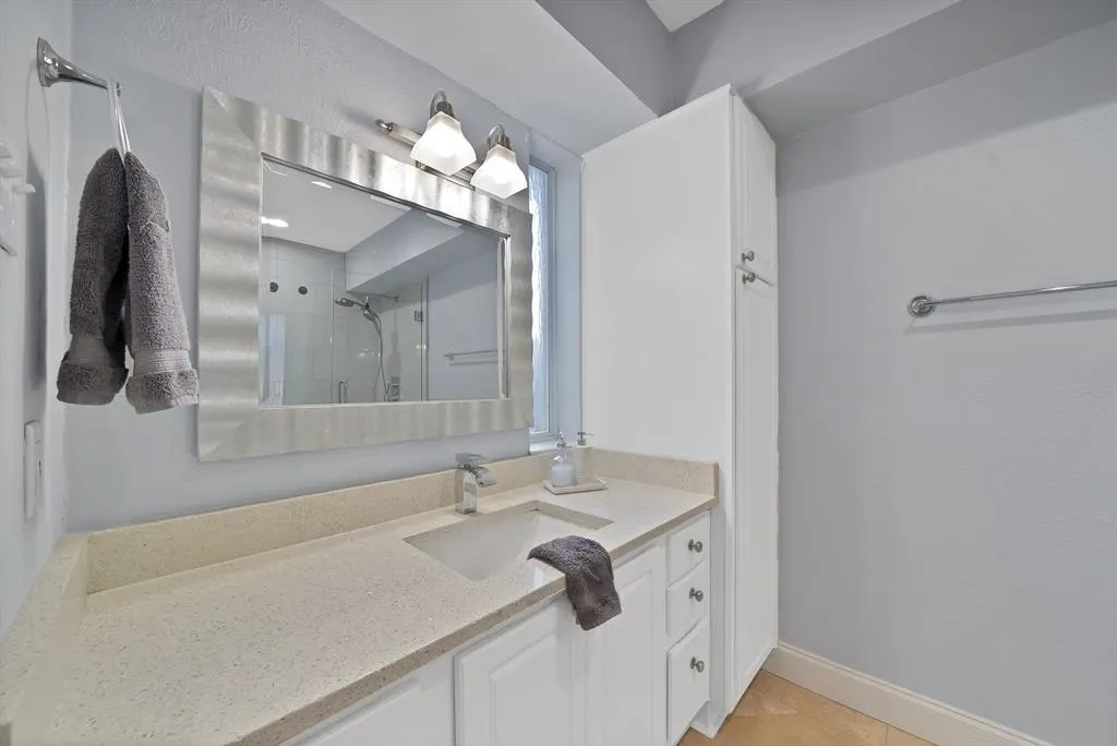 7738 Meadow Road #109
