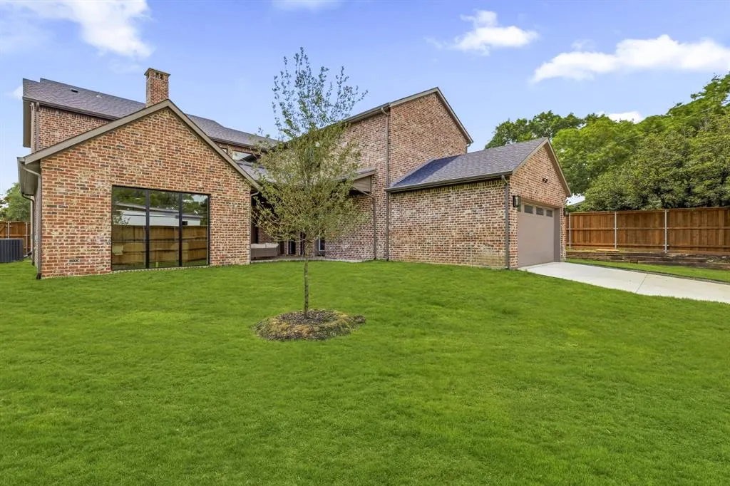 7153 Cornelia Lane