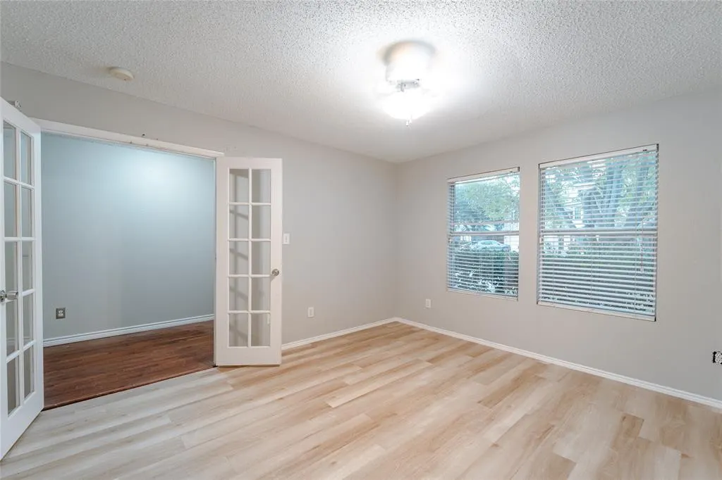 4403 Cedar Crest Drive