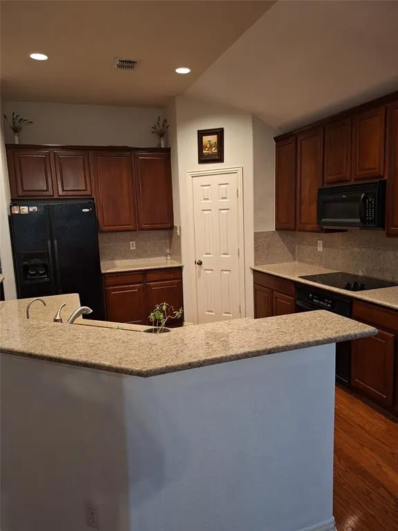 2338 Jaguar Drive