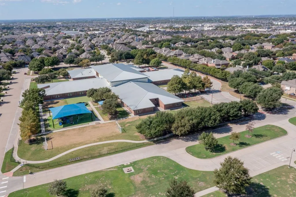1548 Idlewild Drive