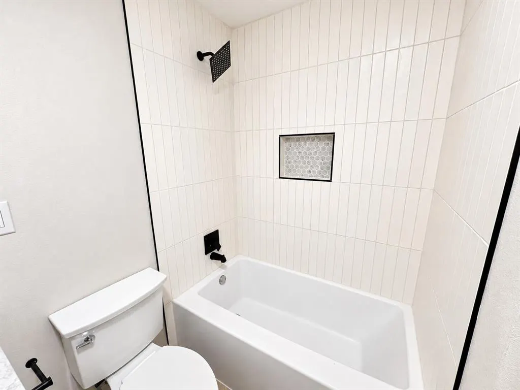 1307 Crestridge Drive