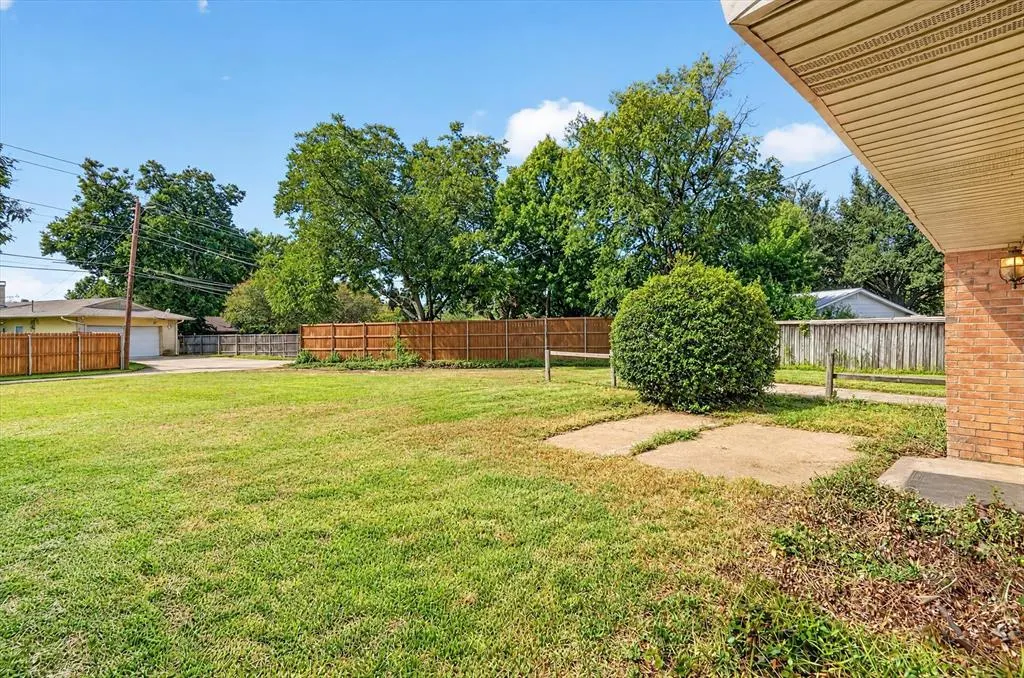 1907 Deep Valley Drive