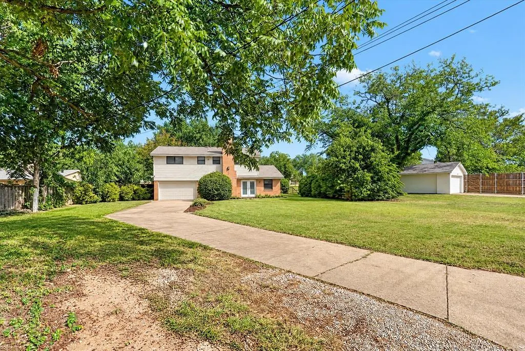 1907 Deep Valley Drive