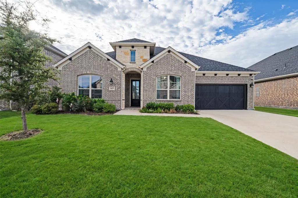 1625 Estivella Drive