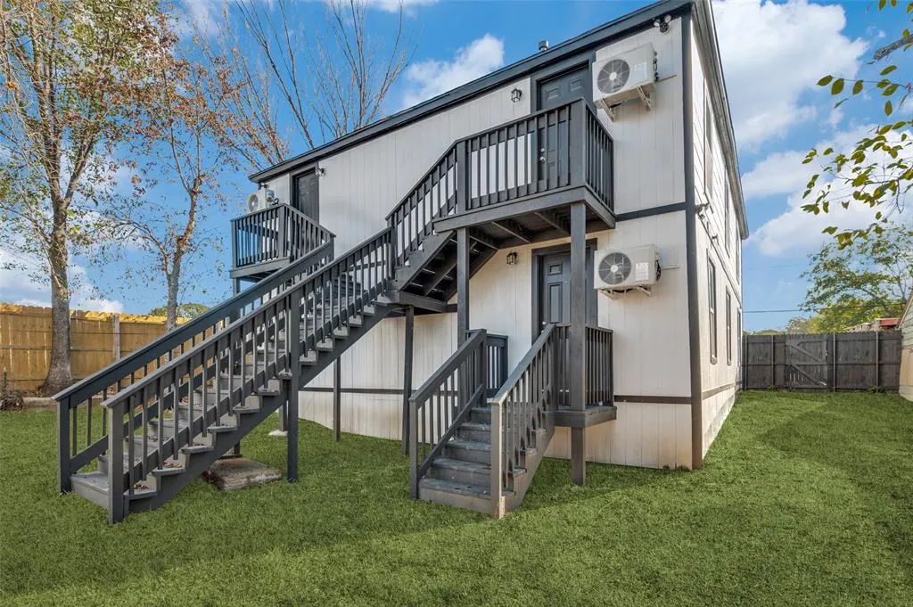 407 N Justin Avenue #A