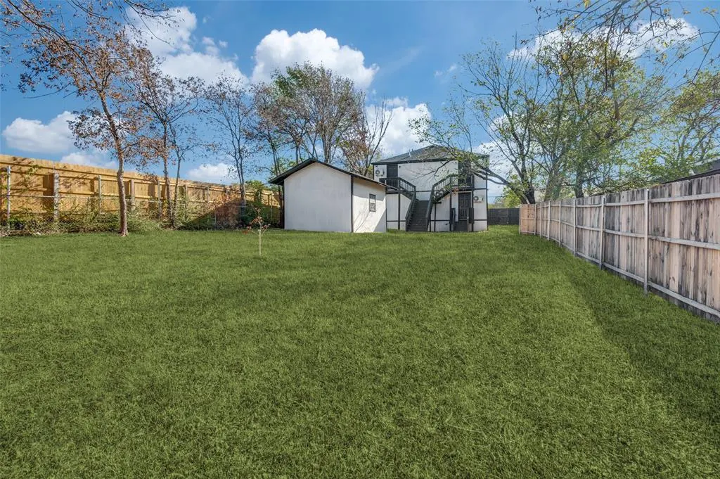 407 N Justin Avenue #A