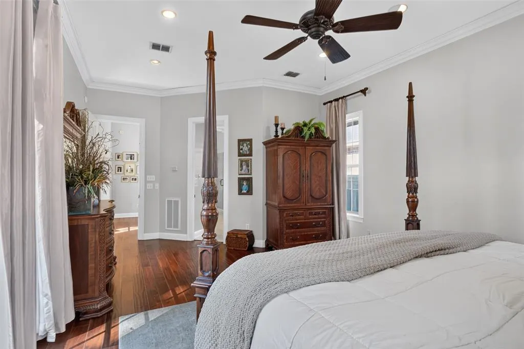 10996 Cattail Pointe