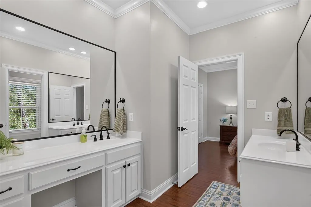 10996 Cattail Pointe