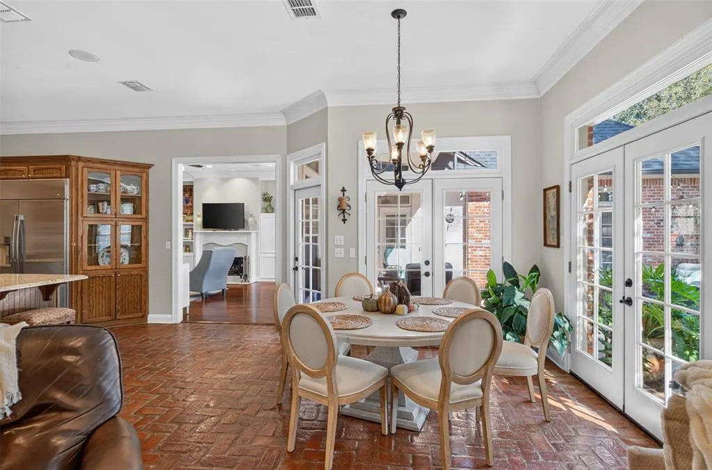 10996 Cattail Pointe