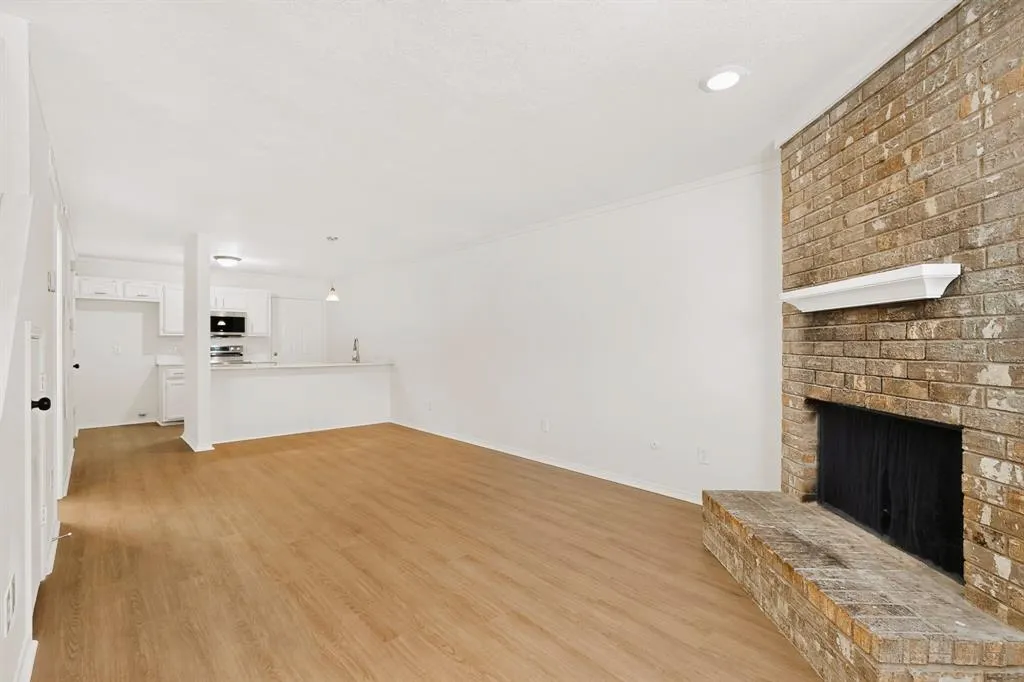 132 Graystone Place