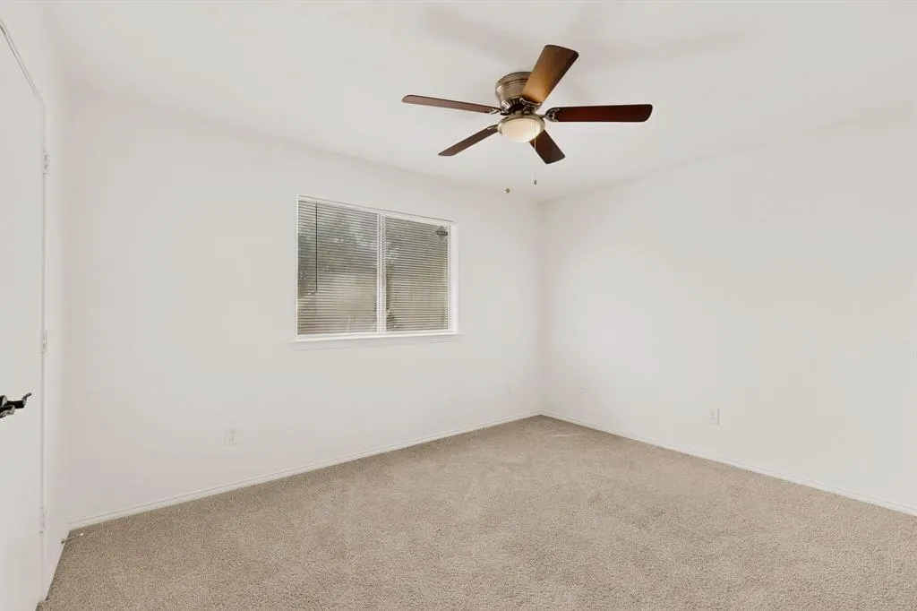 132 Graystone Place