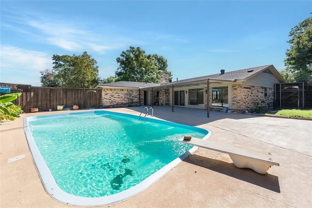 1517 Richland Drive