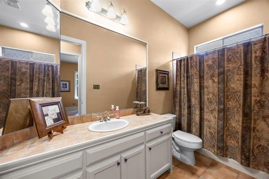 1516 Hackett Creek Drive