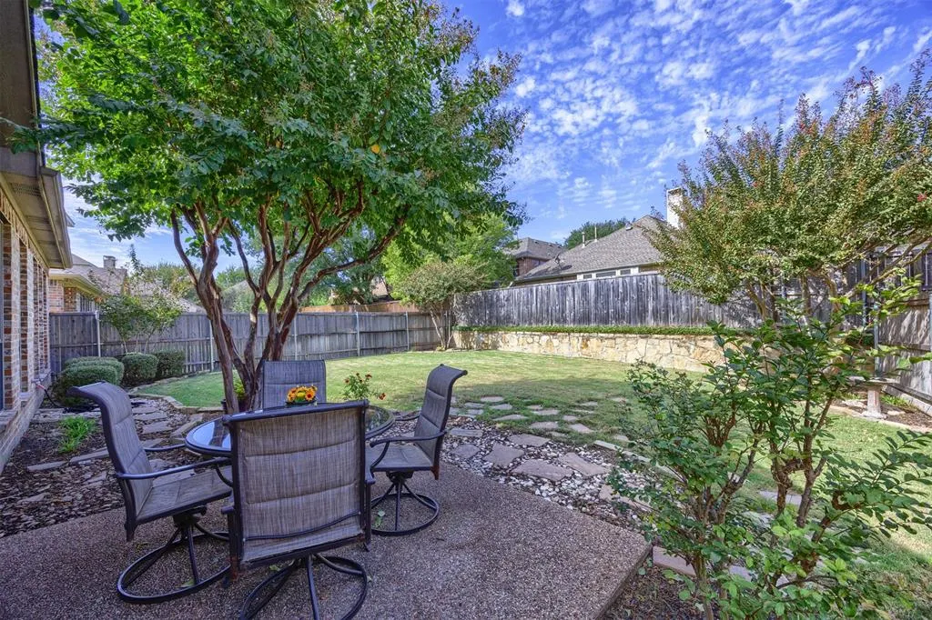 1516 Hackett Creek Drive
