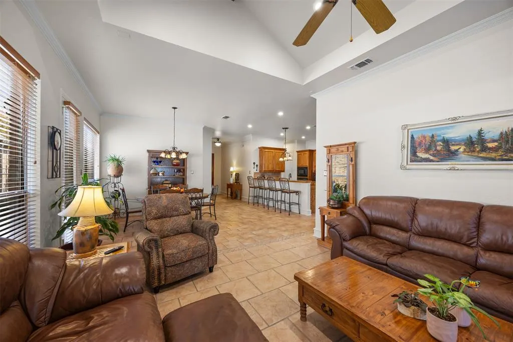 1516 Hackett Creek Drive