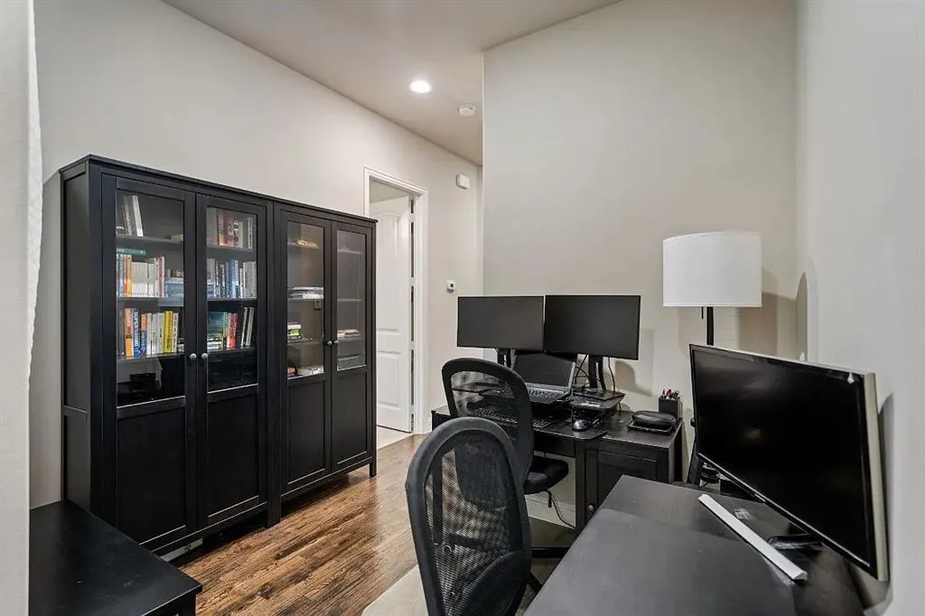 852 Rohan Drive