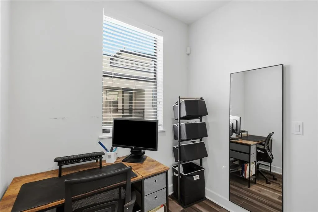 1813 Park Avenue #106