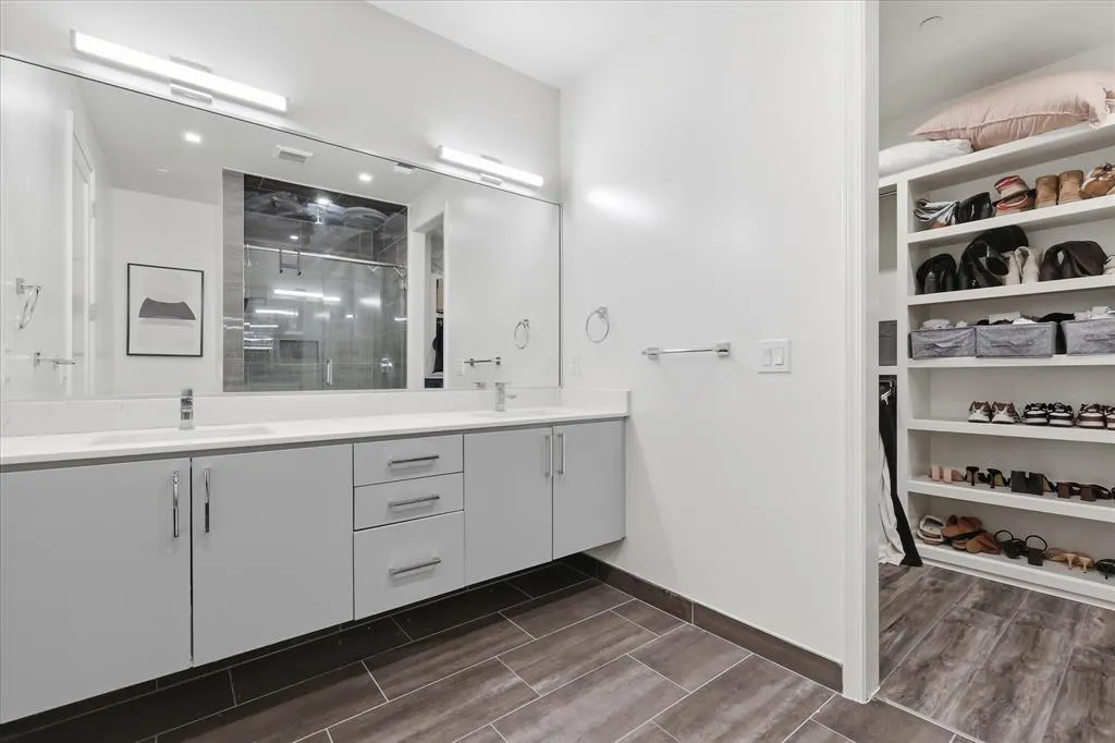 1813 Park Avenue #106