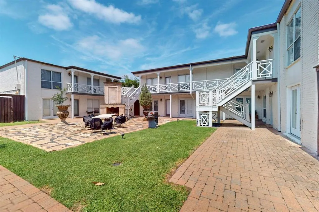 5919 E University Boulevard #238