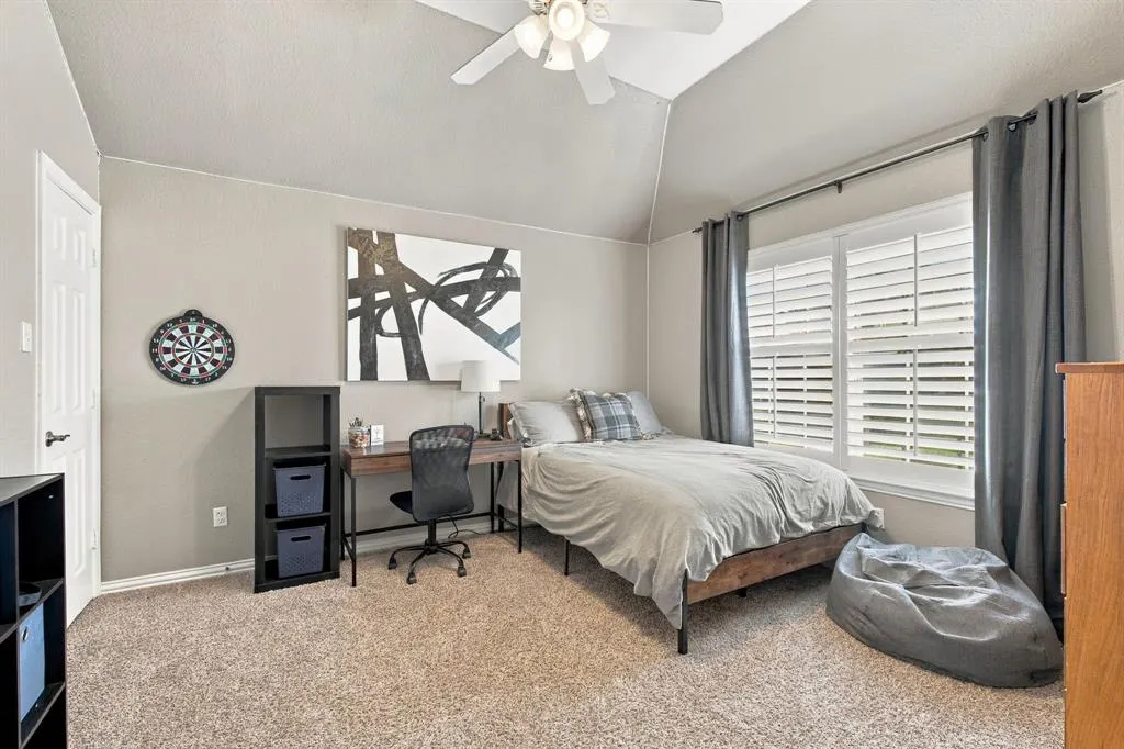 8104 Linksview Drive