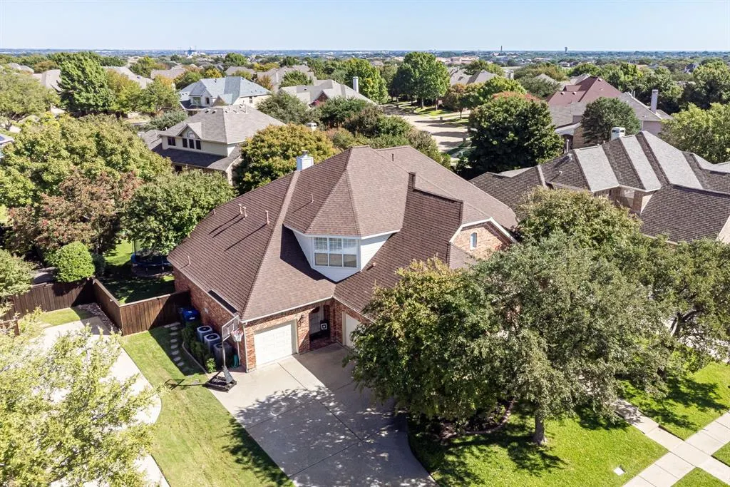 8104 Linksview Drive