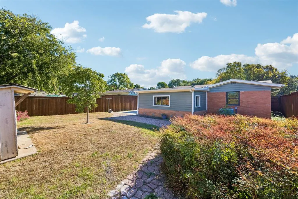 13935 Stardust Lane